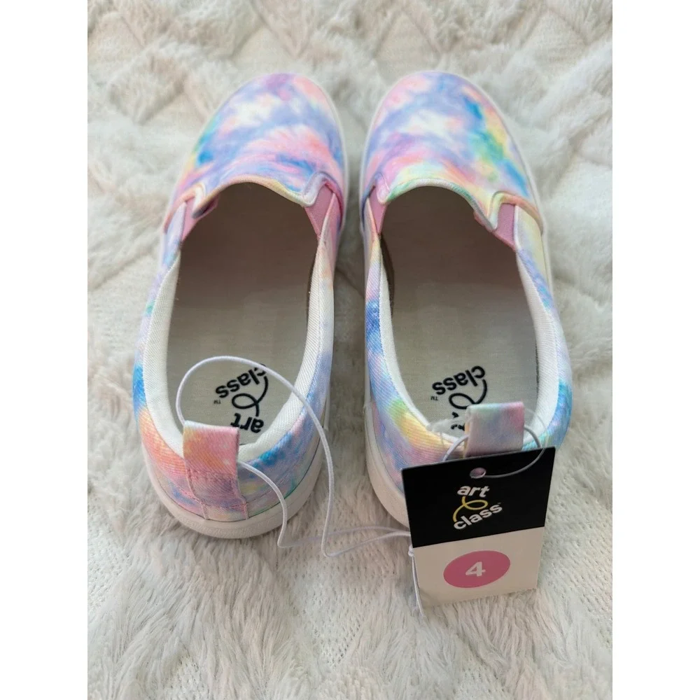 Art Class Girls Tie Dye Slip On Sneakers Multi Color Youth Size 4 NWT